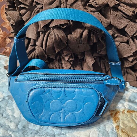 Coach Sprint Belt Bag 24 in Blue Signature Leather - Picture 1 of 8